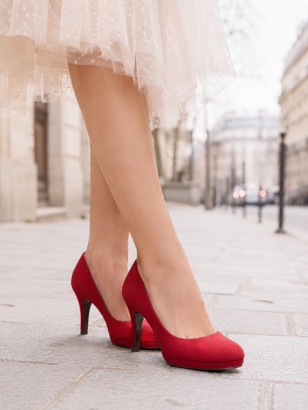 City Classified Comfort Red Suede Platform Heels Size 5